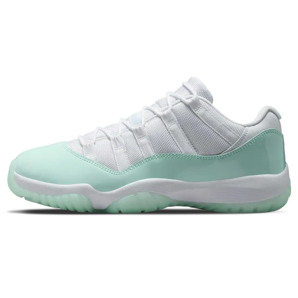 Air Jordan 11 Retro Low Wmns 'Igloo'