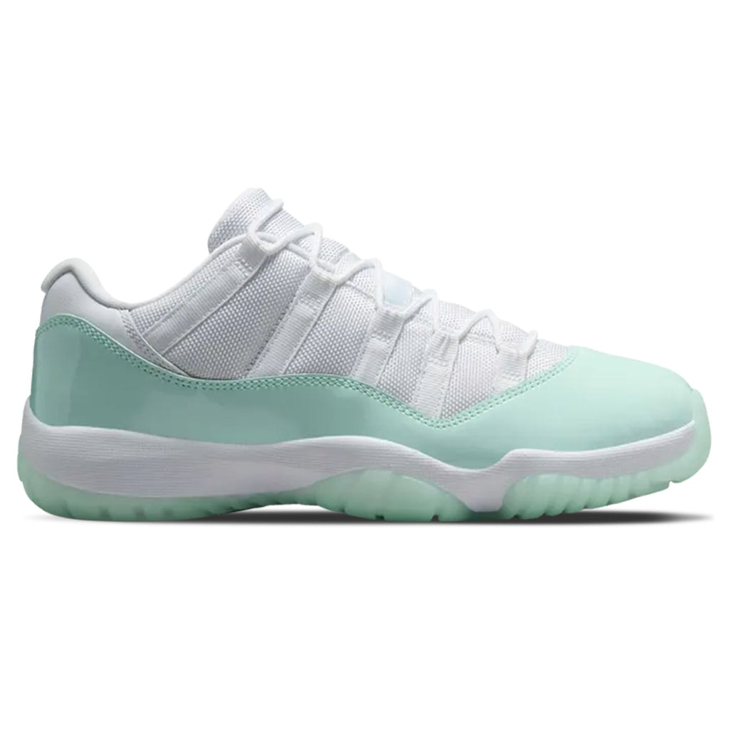 Air Jordan 11 Retro Low Wmns 'Igloo'