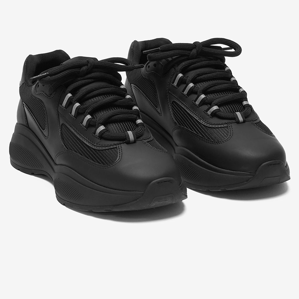 Cleens Podium 'Black Mono'