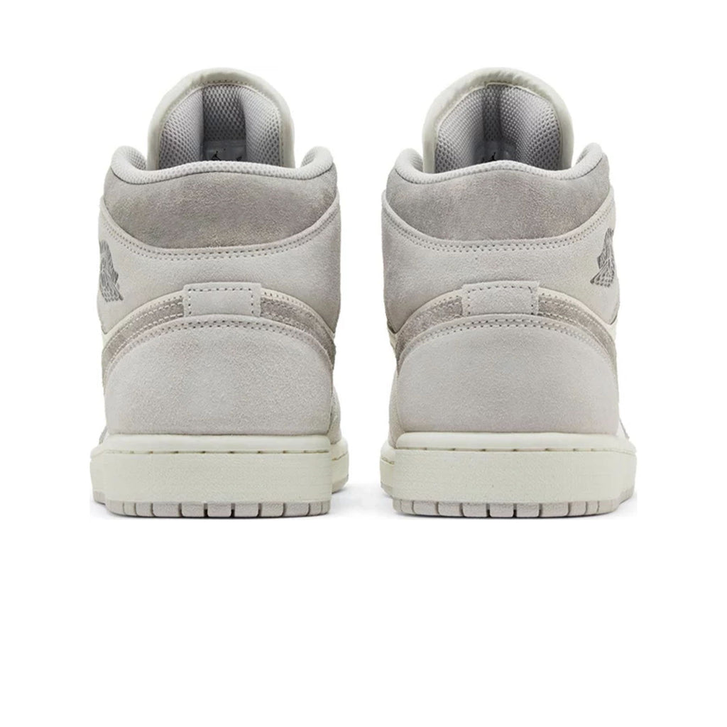 Air Jordan 1 Mid SE 'Neutral Grey Sail'