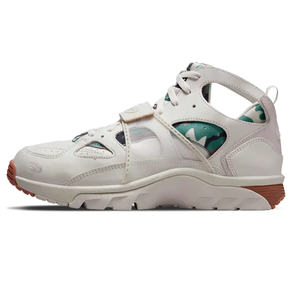 Corteiz x Nike Air Trainer Huarache 'Light Bone'