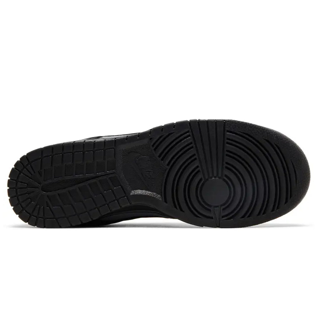 Nike Dunk Low SE 'Off Noir Smoke Grey'