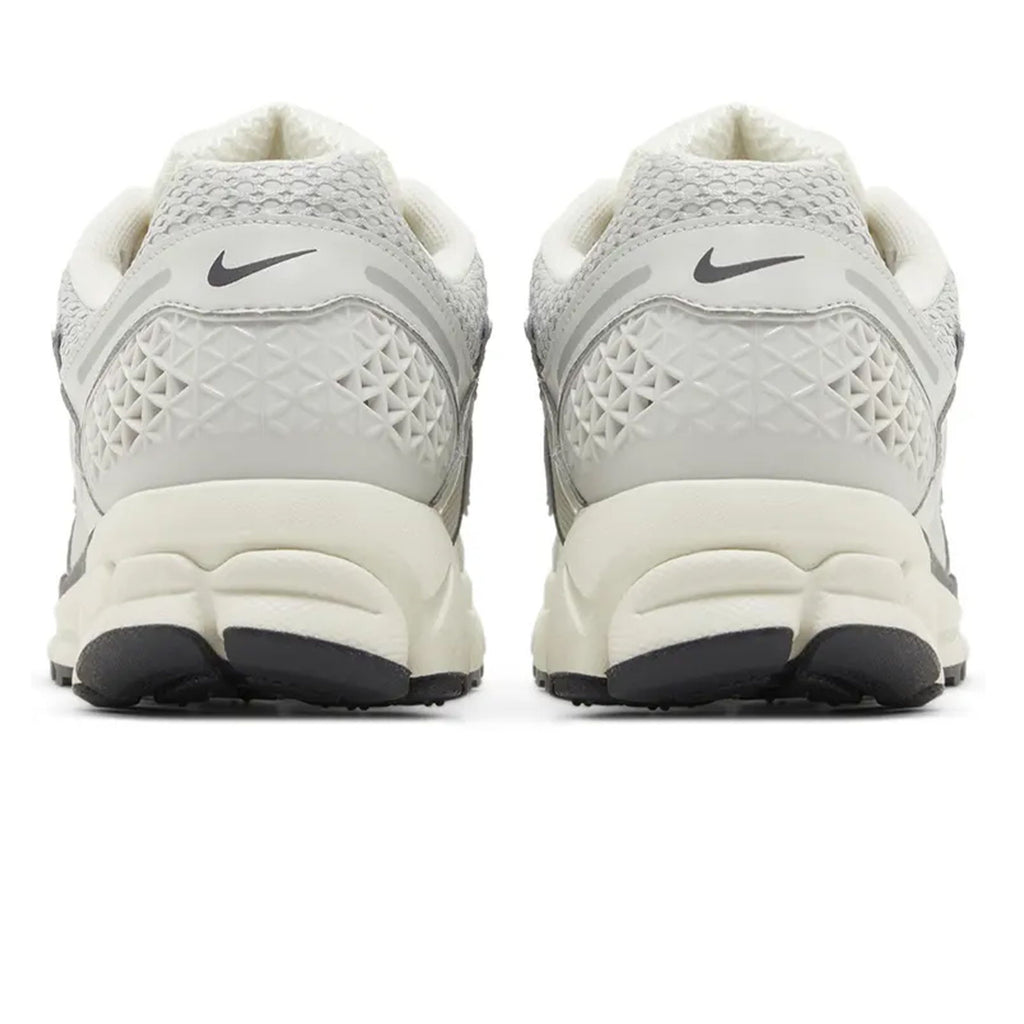 Nike Air Zoom Vomero 5 'Chrome'