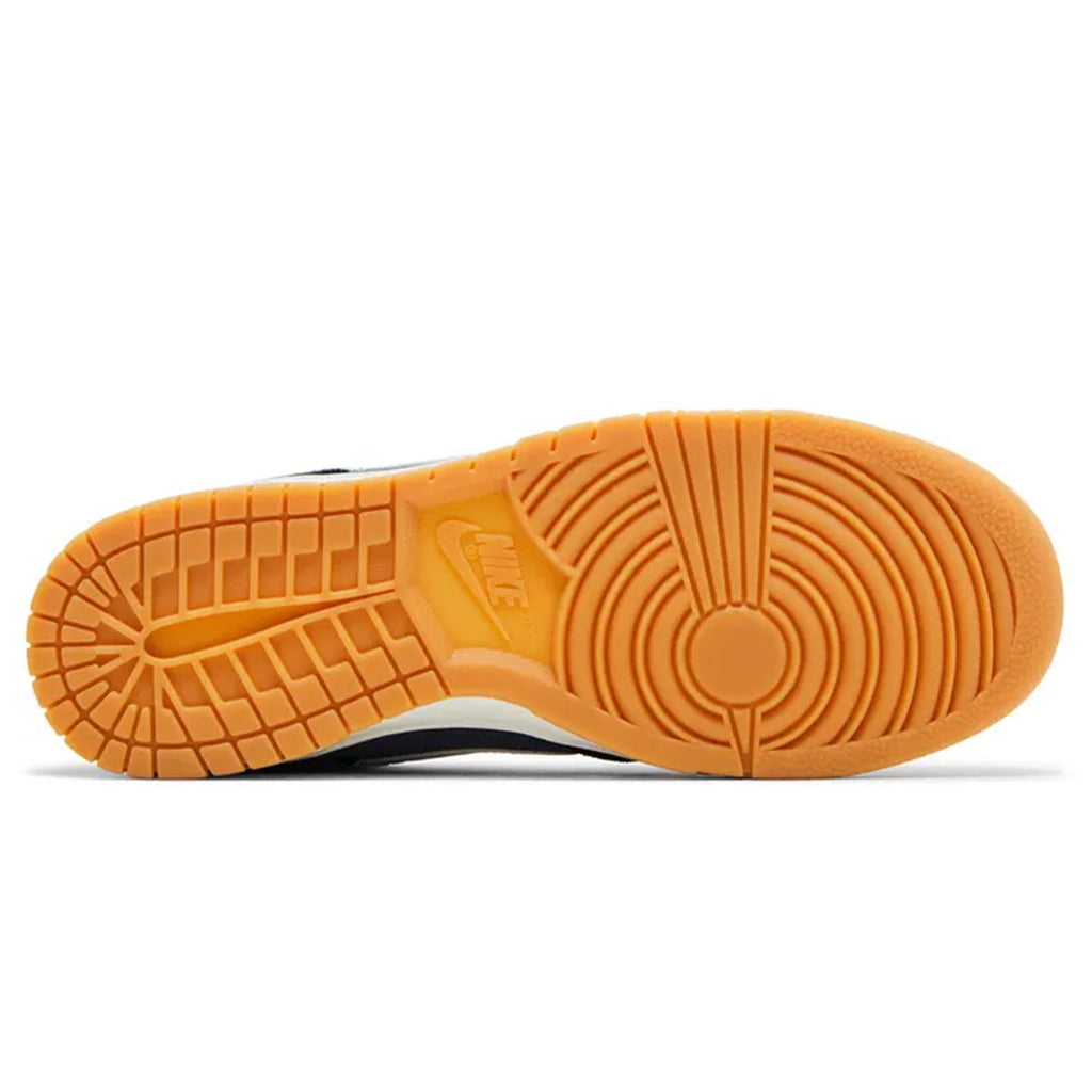 Nike Dunk Low SE 'Armory Navy Gum'