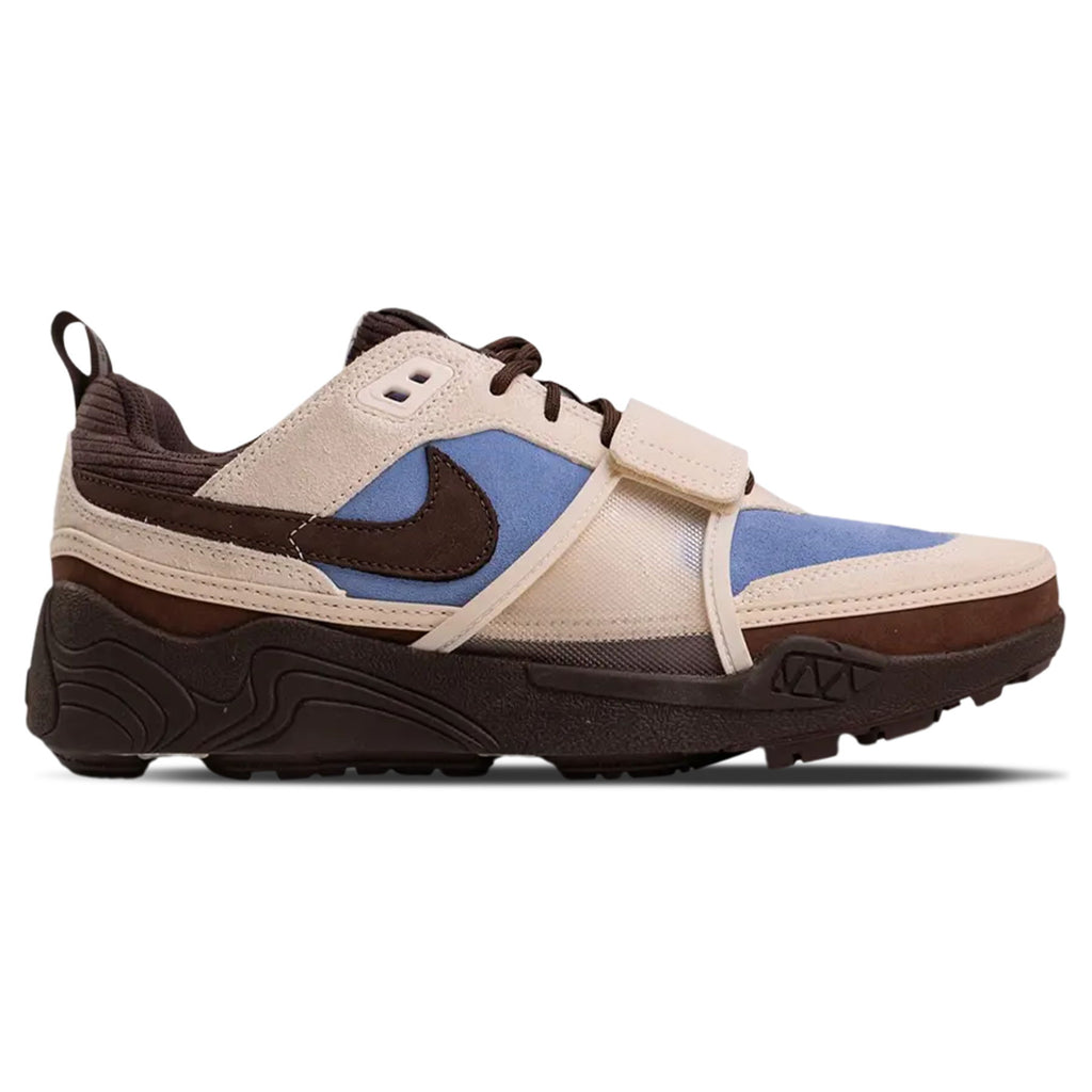 Travis Scott x Nike Zoom Field Jaxx 'Leche Blue'