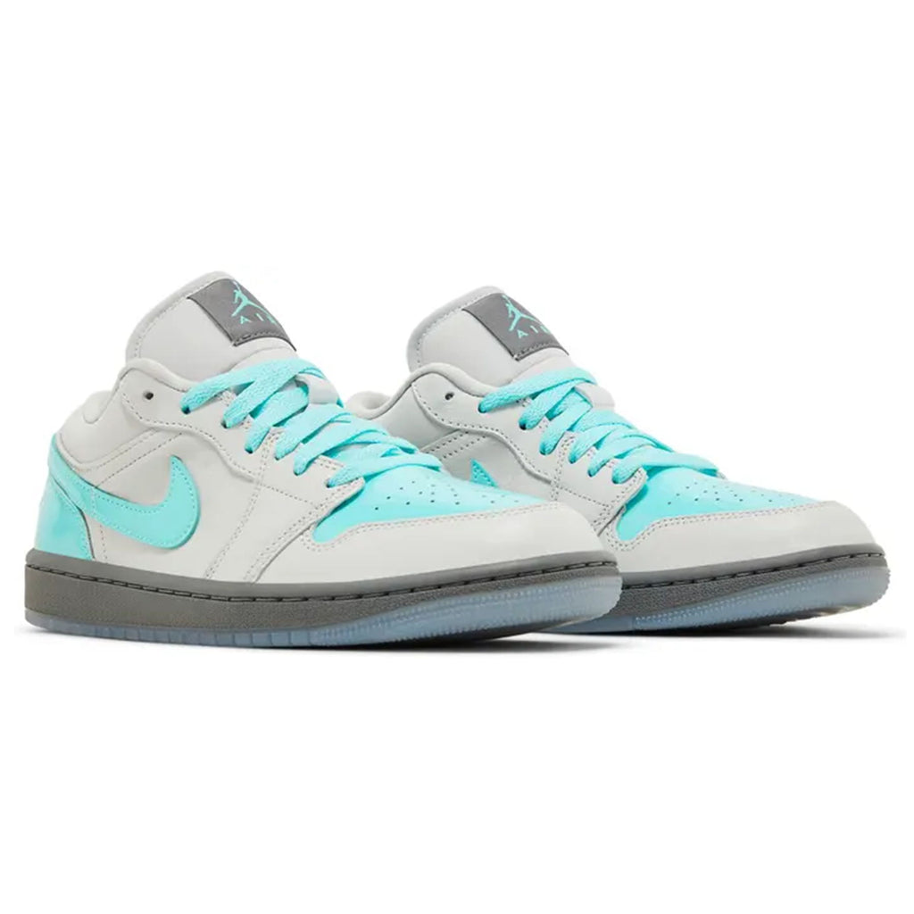 Air Jordan 1 Low SE Wmns 'Polaroid'