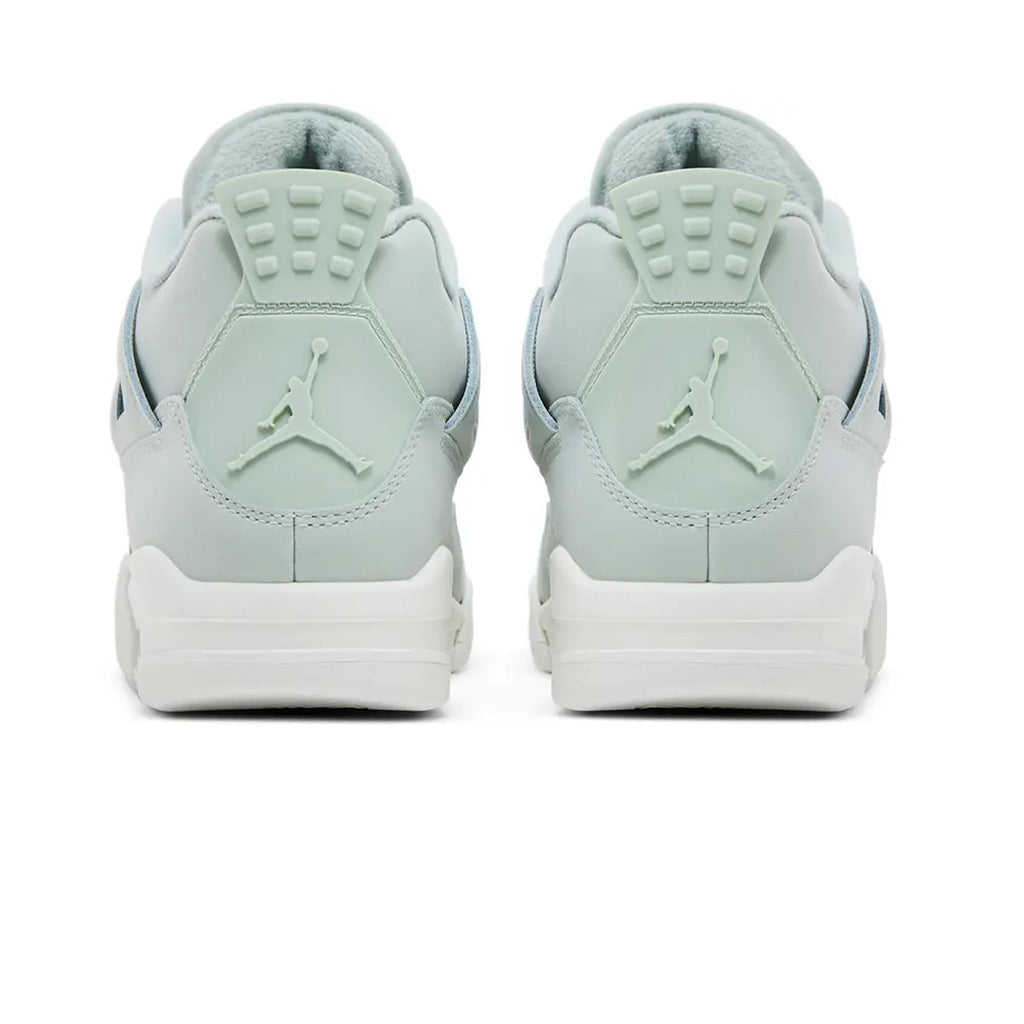 Air Jordan 4 Wmns Retro 'Seafoam Sail'