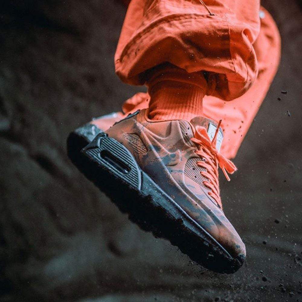 Nike Air Max 90 Mars Landing - Kick Game