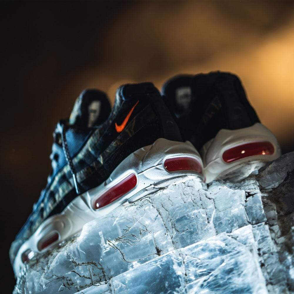 Carhartt x Nike Air Max 95 Camo Green - Kick Game