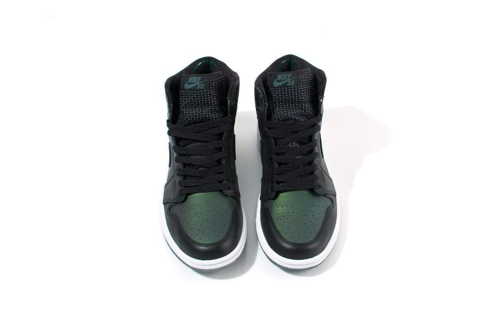 Nike SB Air Jordan 1 QS 'Iridescent Green-Black' - Kick Game