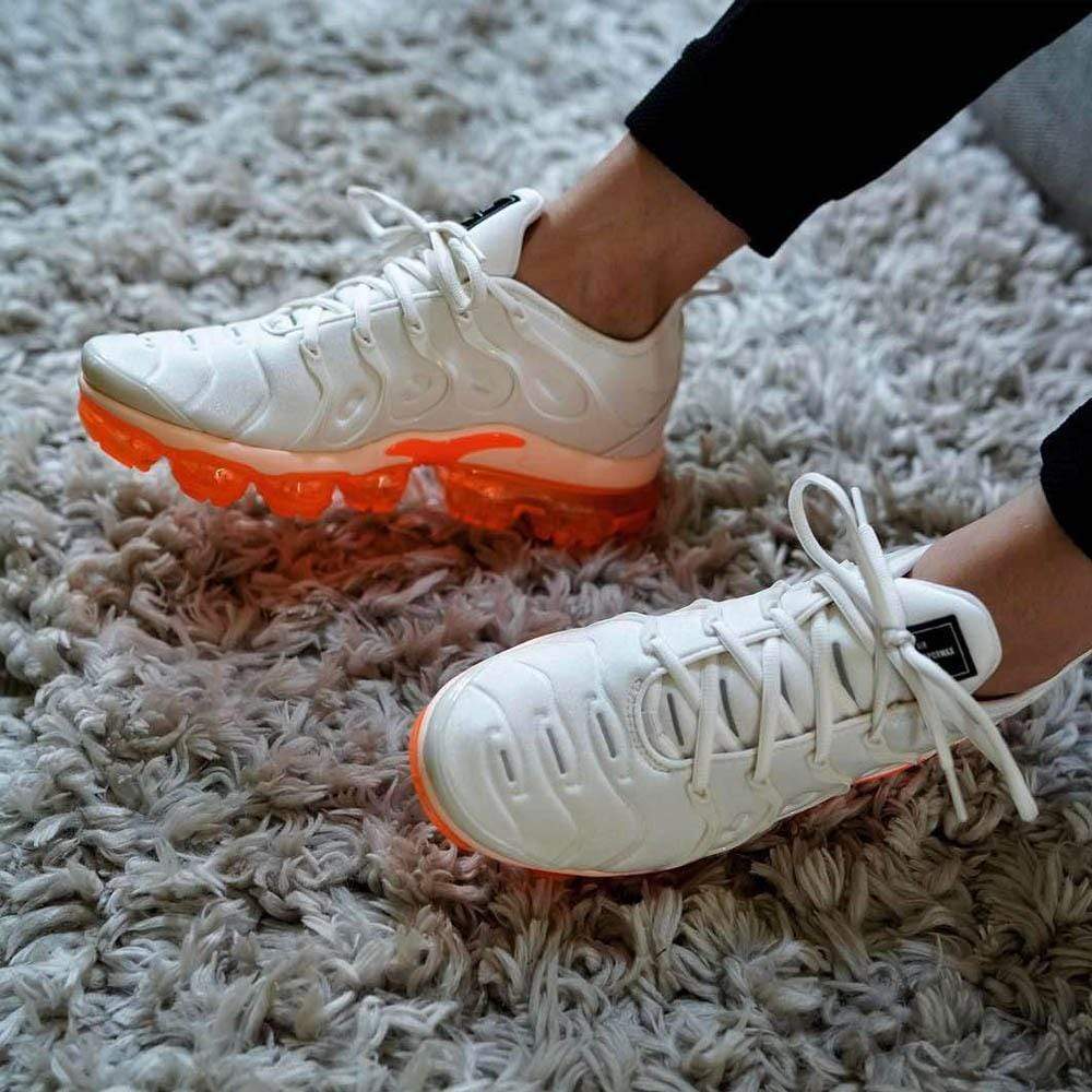 Nike Air VaporMax Plus Wmns Creamsicle - Kick Game