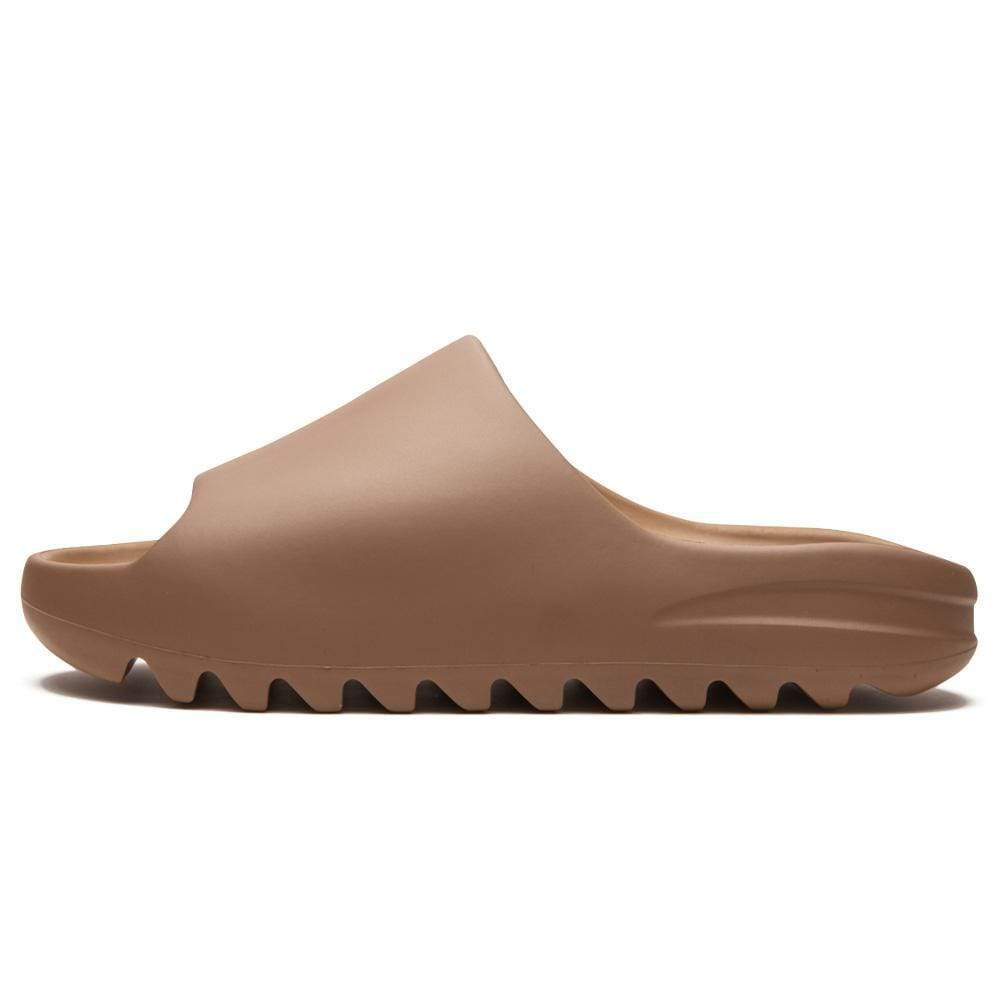 Yeezy Slides 'Core' - Kick Game