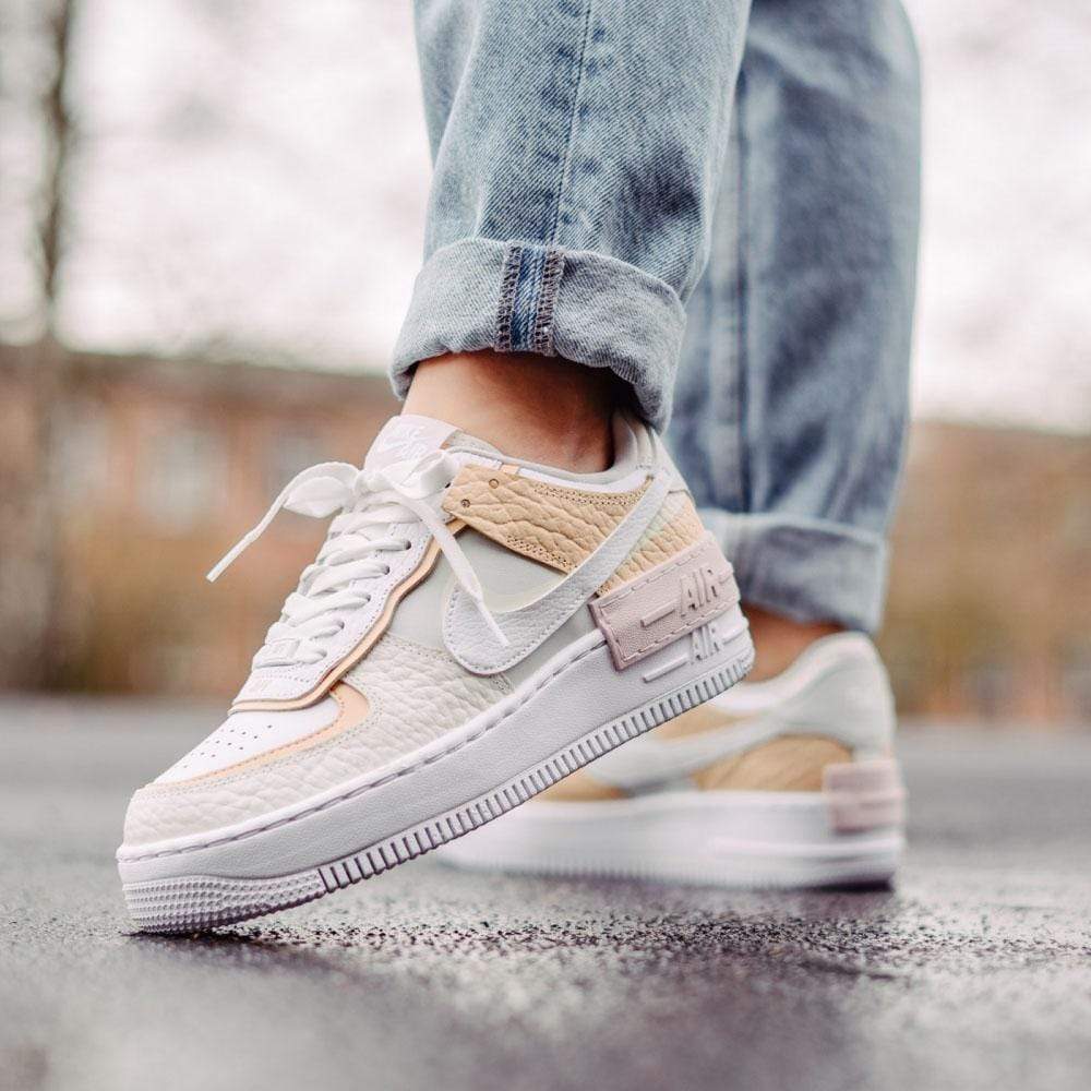 Nike Wmns Air Force 1 Shadow SE 'Spruce Aura' - Kick Game