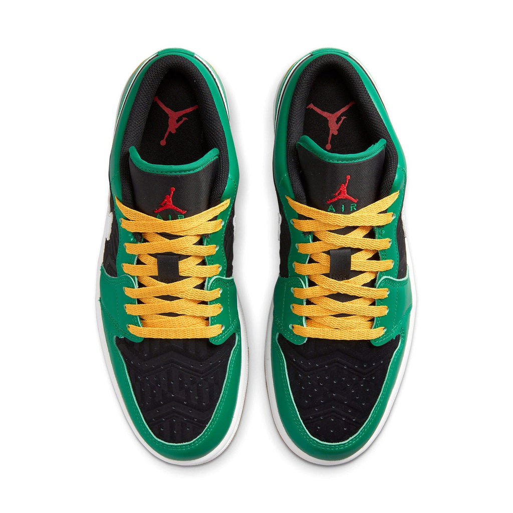 Air Jordan 1 Low SE 'Christmas' - Kick Game