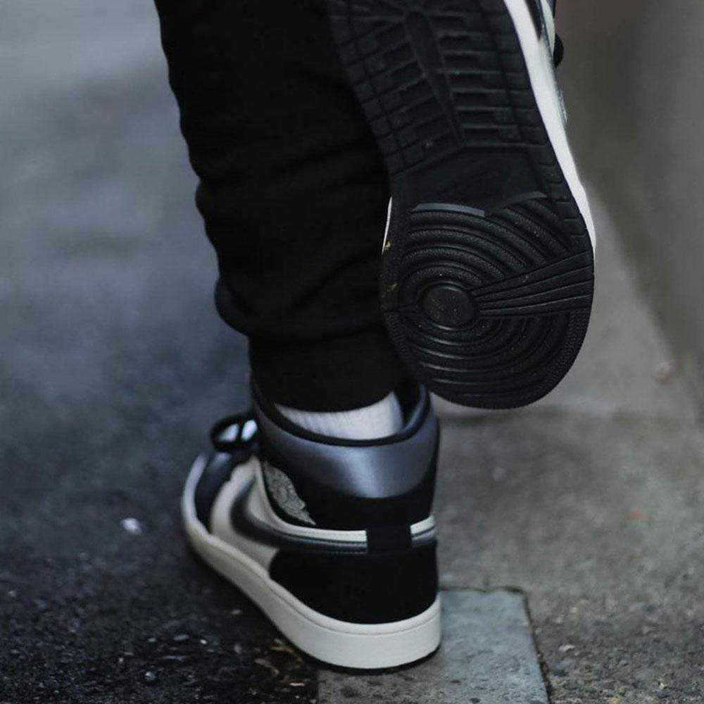 Air Jordan 1 Mid SE 'Satin Smoke Grey' - Kick Game