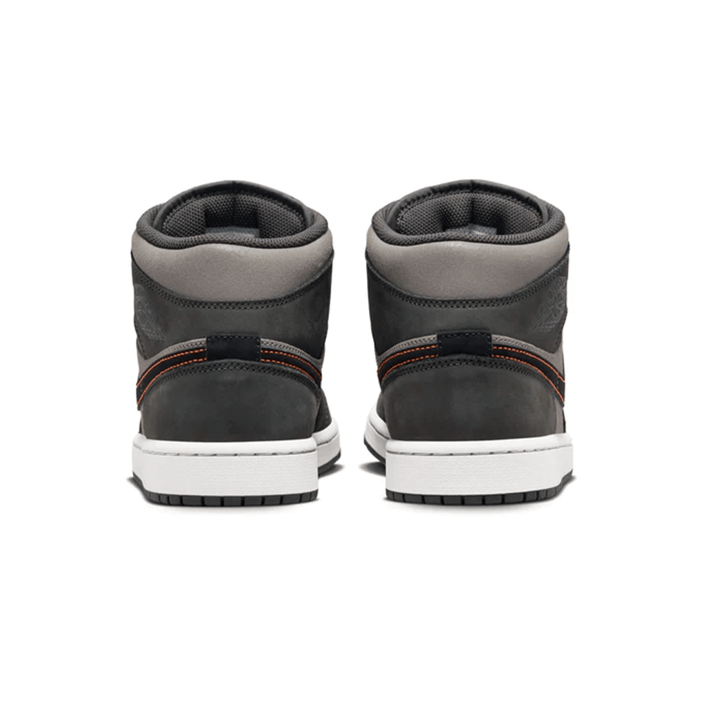 Air Jordan 1 Mid SE 'Night Stadium' - Kick Game