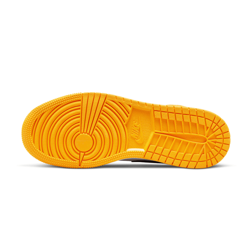 Air Jordan 1 Mid GS 'Taxi' - Kick Game