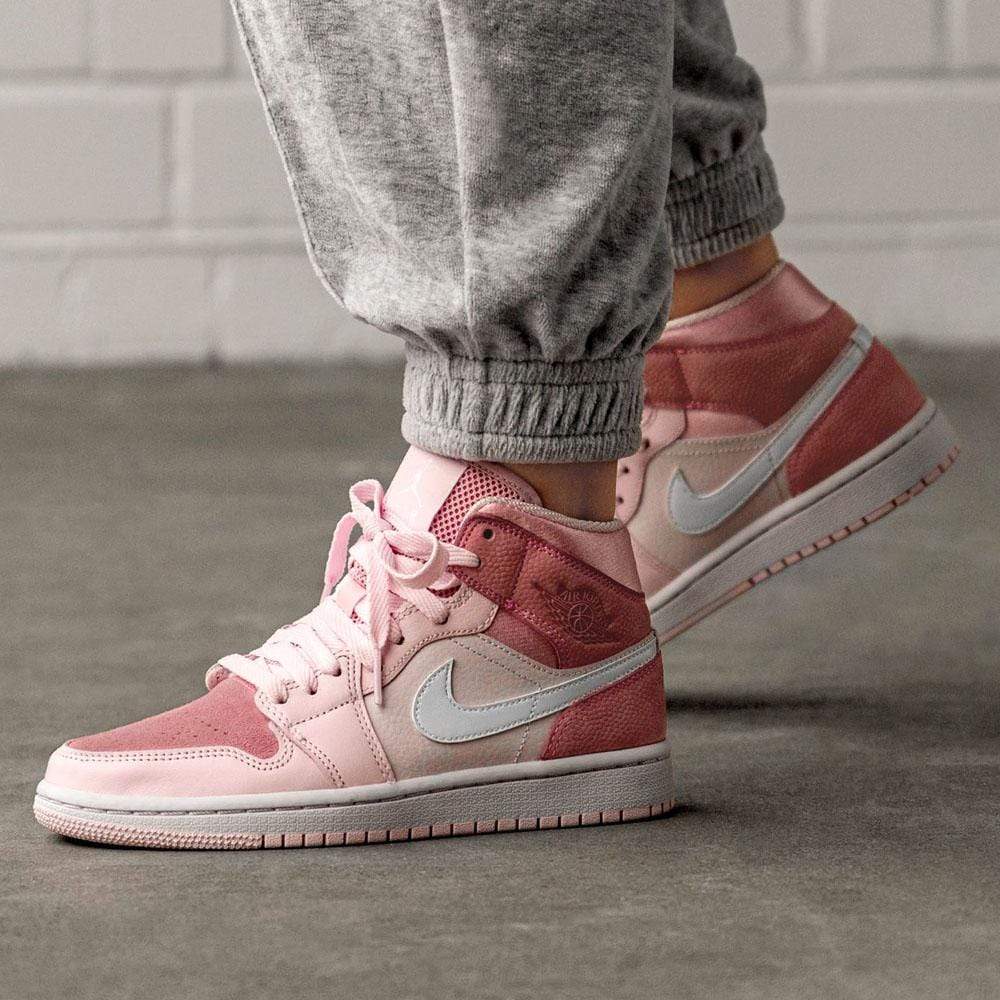 Air Jordan 1 WMNS Mid “Digital Pink” - Kick Game