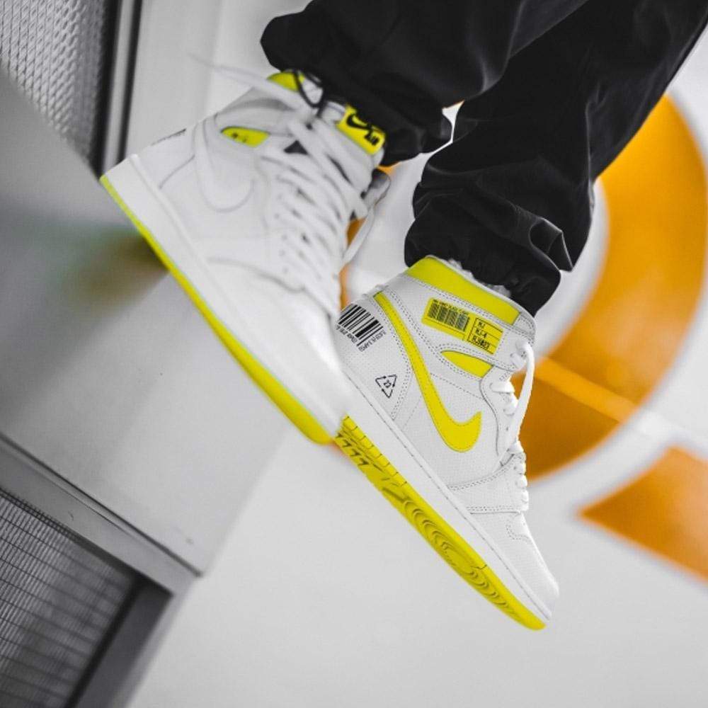 Air Jordan 1 Retro High OG 'First Class Flight' - Kick Game