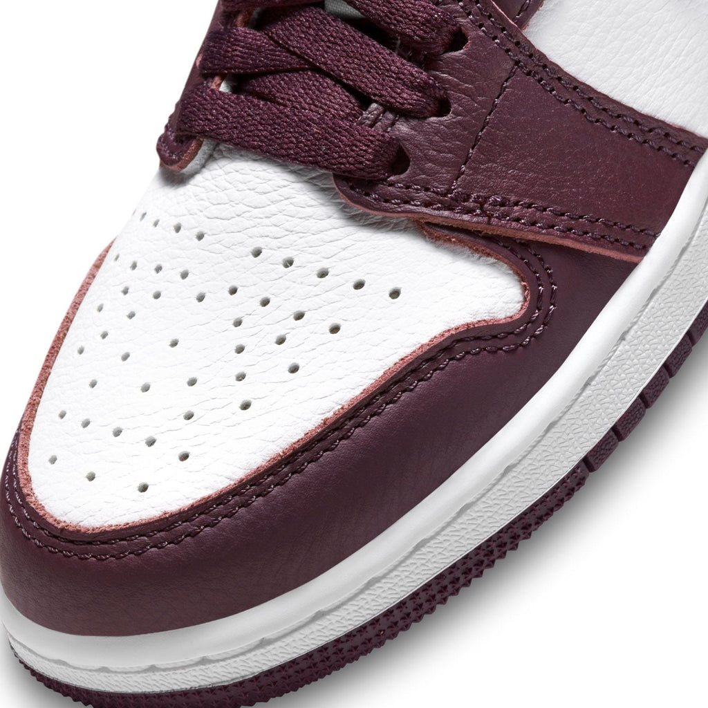Air Jordan 1 Retro High OG GS 'Bordeaux' - Kick Game