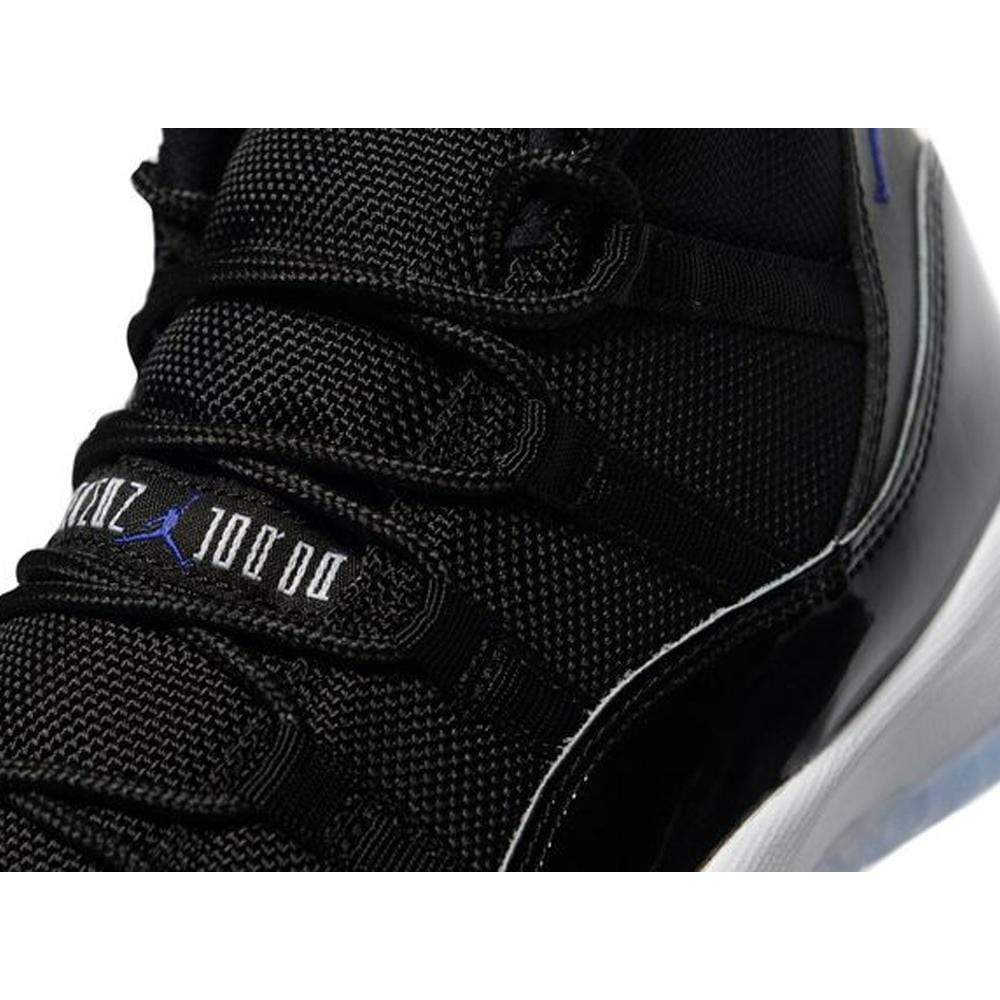 Air Jordan 11 GS Space Jam  Monster Mash - Kick Game