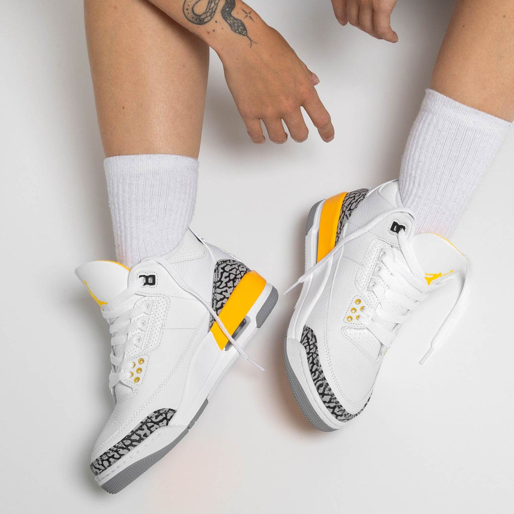 Air Jordan 3 Retro Wmns 'Laser Orange' - Kick Game