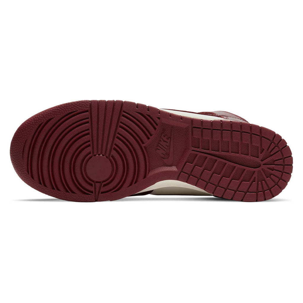 Nike Dunk High Wmns 'Team Red' - Kick Game