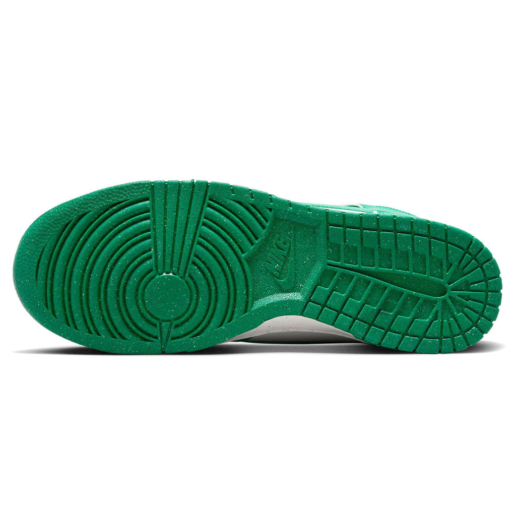 Dunk High SE 'Stadium Green' - Kick Game