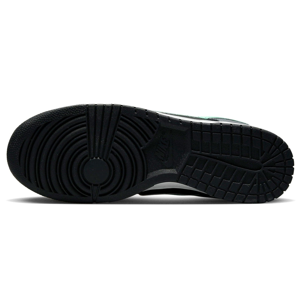 Nike Dunk Low 'Black Green Glow' - Kick Game