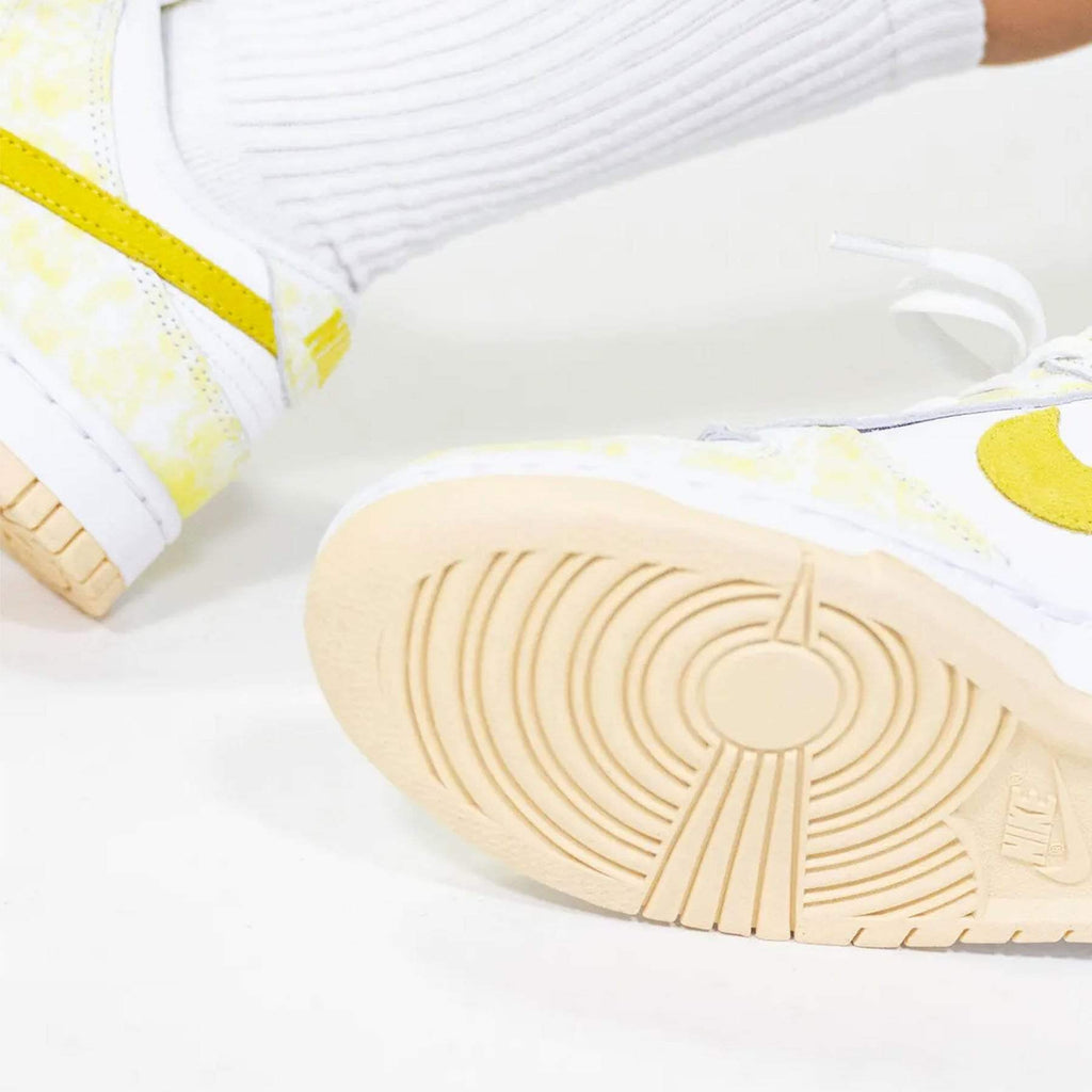 Nike Dunk Low OG Wmns 'Yellow Strike' - Kick Game