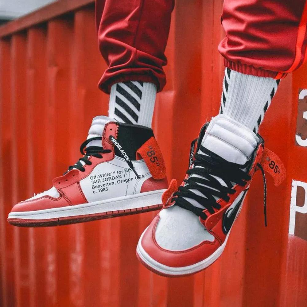 Off-White x Air Jordan 1 Chicago - Kick Game