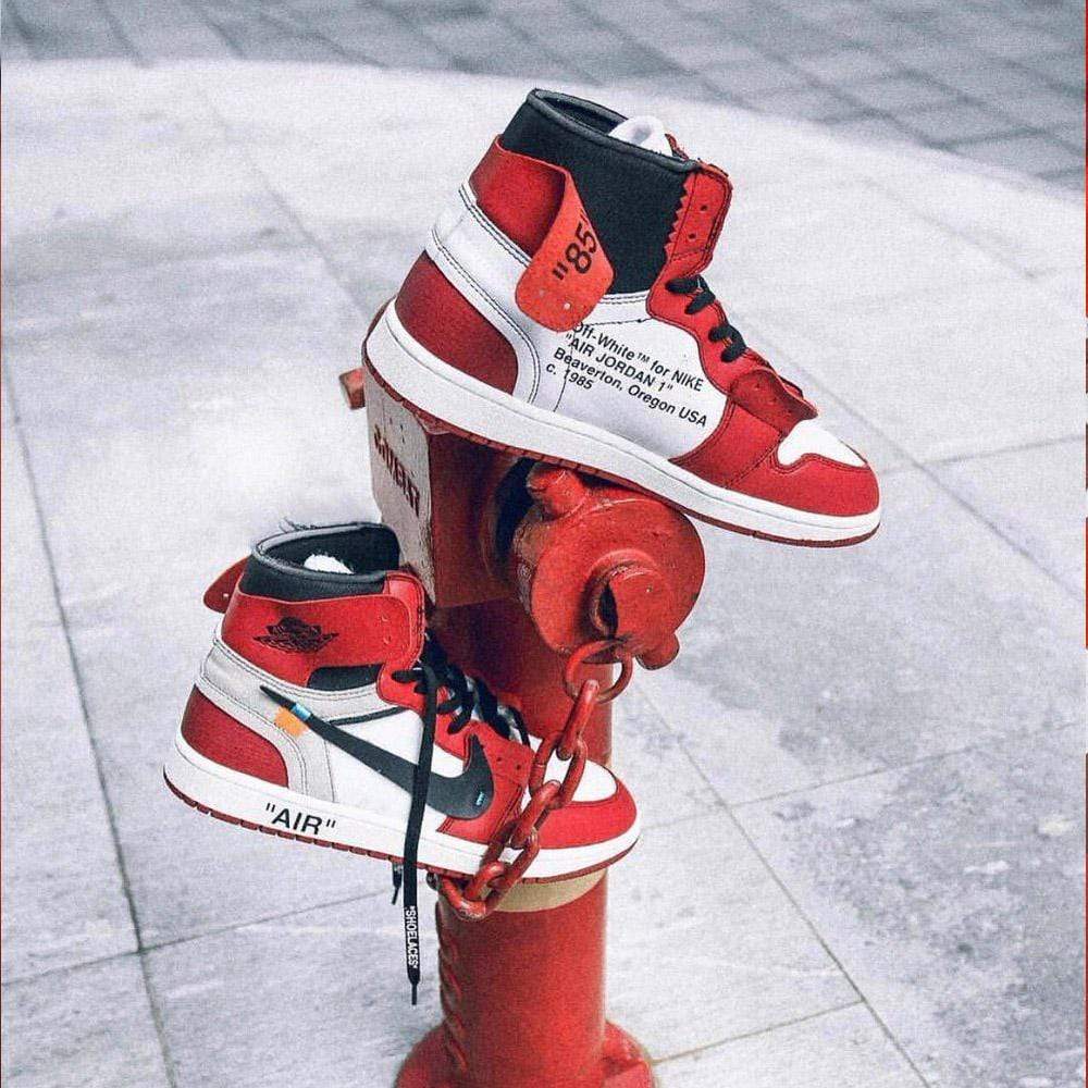 Off-White x Air Jordan 1 Chicago - Kick Game