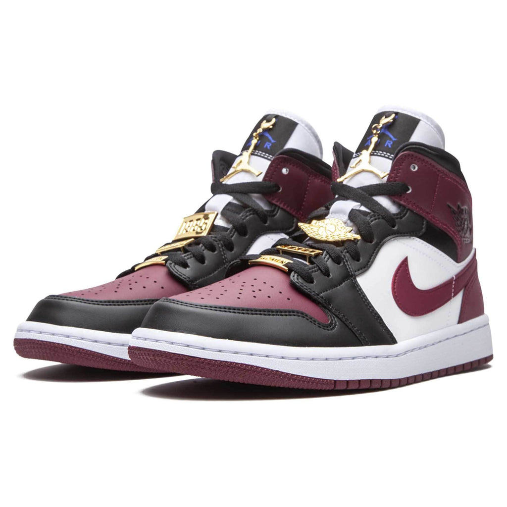Air Jordan 1 Wmns Mid SE 'Gold Pendants' - Kick Game